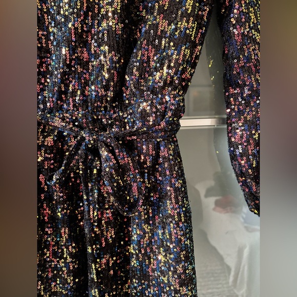 XSP LOFT Women's Sequin Mini Dress Belted V-Neck Banded Sheer Sleeve - Picture 4 of 10